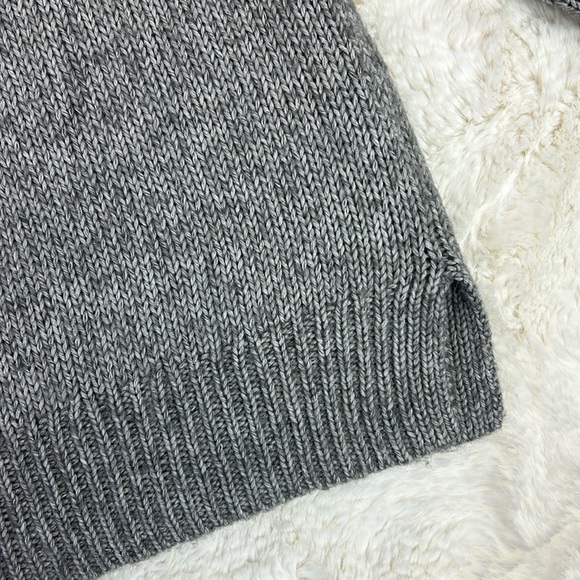 Ann Taylor Alpaca Wool Blend Gray Sweater Size Medium Petite - Picture 11 of 12